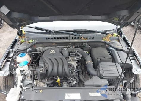 2014 Volkswagen Jetta 2.0L S z USA, uszkodzony, nr VIN 3VW2K7AJ7EM325555